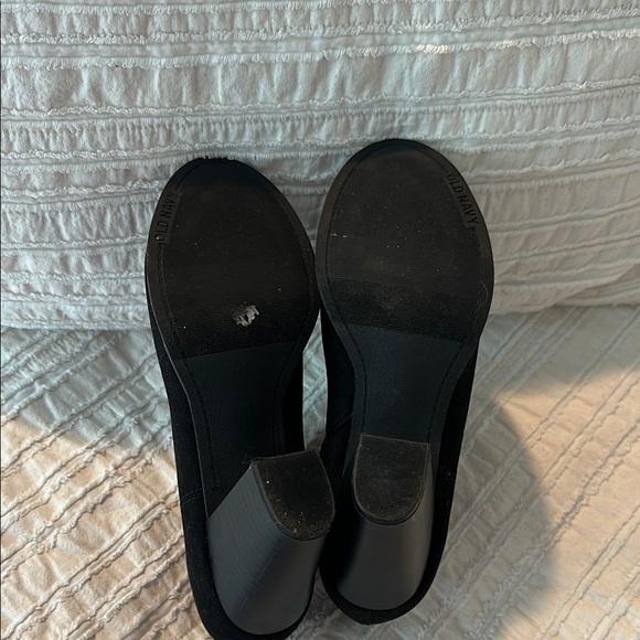 Old Navy Black Ankle Booties - Picture 3 of 4